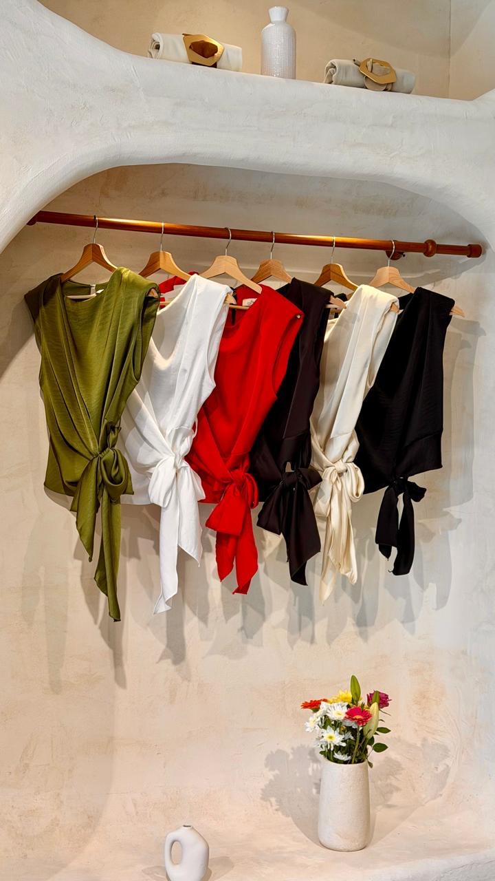Isabella Satin Blouse- Marca Italiana 🇮🇹