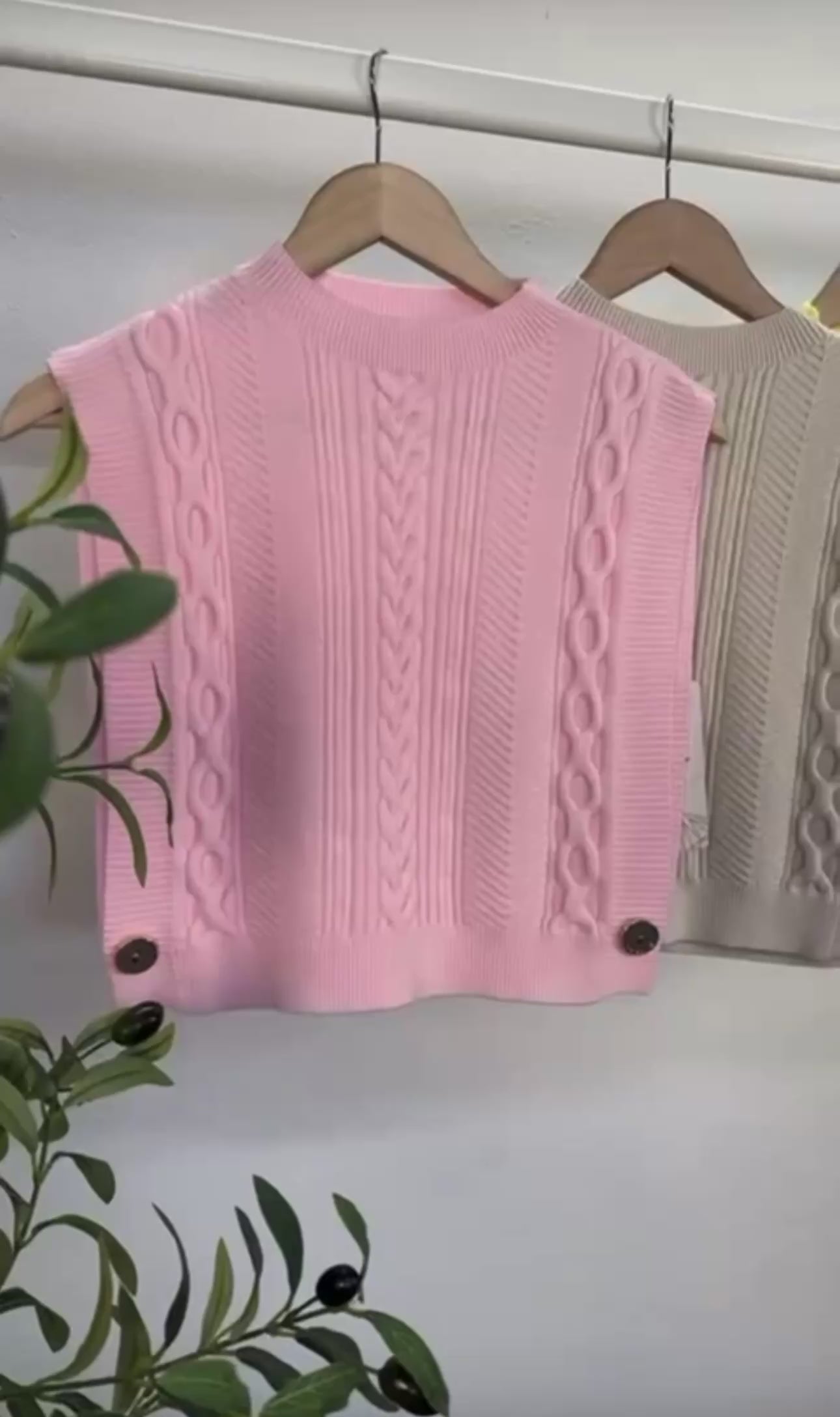 Capri Cable Knit Vest – Marca Italiana 🇮🇹